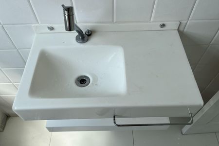 Apartamento para alugar com 100m², 2 quartos e sem vaga Apartamento para alugar com 100m², 2 quartos e sem vagaBanheiro