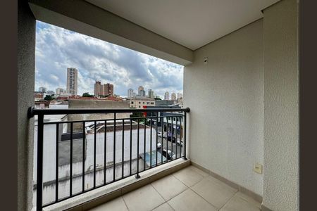 Apartamento à venda com 57m², 2 quartos e 1 vaga Apartamento à venda com 57m², 2 quartos e 1 vagaVaranda