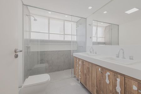 Apartamento para alugar com 120m², 2 quartos e 1 vaga Apartamento para alugar com 120m², 2 quartos e 1 vagaBanheiro