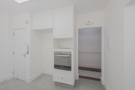 Apartamento para alugar com 120m², 2 quartos e 1 vaga Apartamento para alugar com 120m², 2 quartos e 1 vagaCozinha