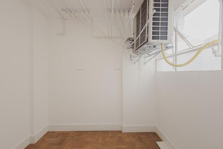 Apartamento para alugar com 120m², 2 quartos e 1 vaga Apartamento para alugar com 120m², 2 quartos e 1 vagaÁrea de Serviço