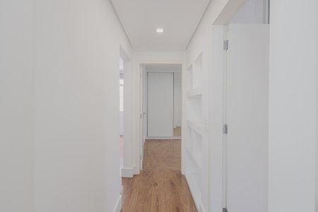 Apartamento para alugar com 120m², 2 quartos e 1 vaga Apartamento para alugar com 120m², 2 quartos e 1 vagaCorredor