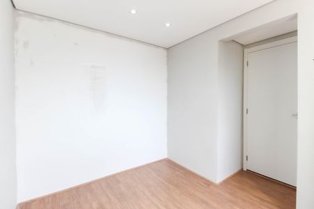 Quarto 1 de apartamento para alugar com 2 quartos, 48m² em Vila Carmosina, São Paulo