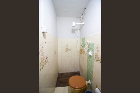 Banheiro de casa para alugar com 1 quarto, 51m² em Vila Barcelona, Sorocaba