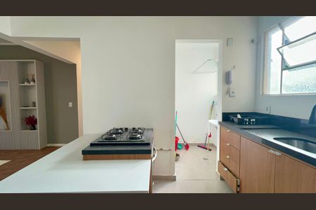 Apartamento à venda com 100m², 2 quartos e 1 vagaCozinha
