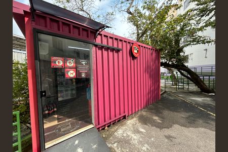 Apartamento à venda com 40m², 2 quartos e 1 vagaÁrea comum