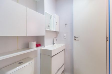 Apartamento para alugar com 38m², 2 quartos e sem vaga Apartamento para alugar com 38m², 2 quartos e sem vagaBanheiro
