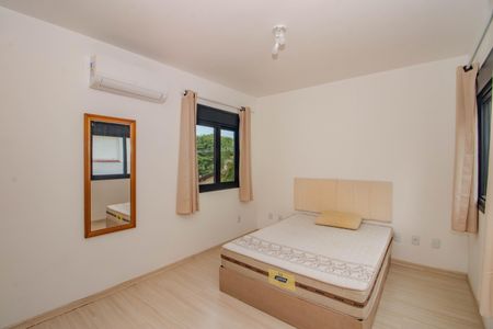 Suíte de apartamento à venda com 1 quarto, 53m² em Vila Ipiranga, Porto Alegre