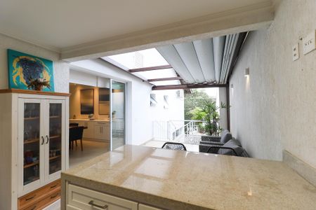 Casa de condomínio para alugar com 350m², 3 quartos e 2 vagas