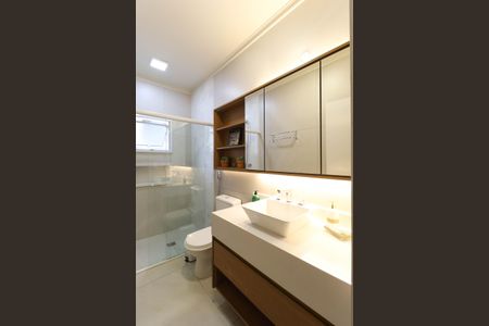 Casa de condomínio para alugar com 350m², 3 quartos e 2 vagas