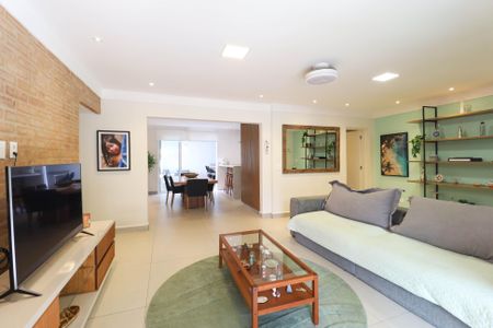 Casa de condomínio para alugar com 350m², 3 quartos e 2 vagas