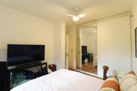 Casa de condomínio para alugar com 350m², 3 quartos e 2 vagas