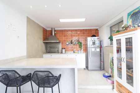 Casa de condomínio para alugar com 350m², 3 quartos e 2 vagas