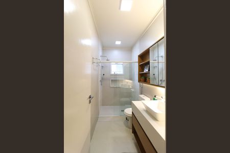 Casa de condomínio para alugar com 350m², 3 quartos e 2 vagas