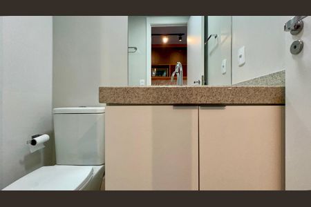 Studio para alugar com 28m², 1 quarto e sem vaga Studio para alugar com 28m², 1 quarto e sem vagaBanheiro Social