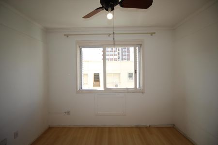 Suíte 1 de apartamento para alugar com 1 quarto, 50m² em Protásio Alves, Porto Alegre