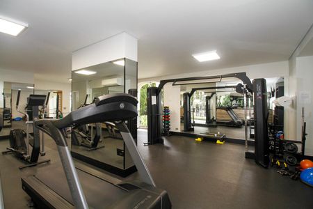 Apartamento para alugar com 220m², 3 quartos e 2 vagas Apartamento para alugar com 220m², 3 quartos e 2 vagasÁrea Comum - Academia