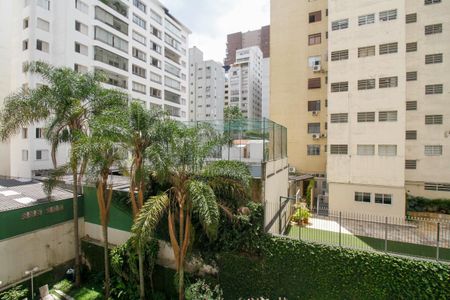 Apartamento para alugar com 220m², 3 quartos e 2 vagas Apartamento para alugar com 220m², 3 quartos e 2 vagasVista do Quarto 2