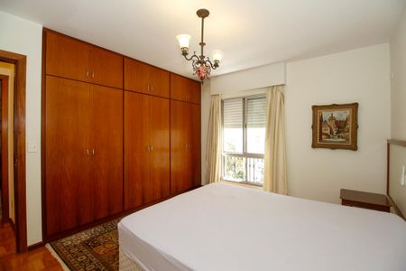 Apartamento para alugar com 220m², 3 quartos e 2 vagas Apartamento para alugar com 220m², 3 quartos e 2 vagasQuarto 1