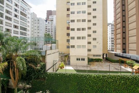 Apartamento para alugar com 220m², 3 quartos e 2 vagas Apartamento para alugar com 220m², 3 quartos e 2 vagasVista do Quarto 1