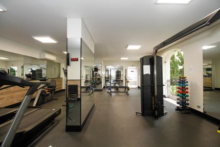 Apartamento para alugar com 220m², 3 quartos e 2 vagas Apartamento para alugar com 220m², 3 quartos e 2 vagasÁrea Comum - Academia
