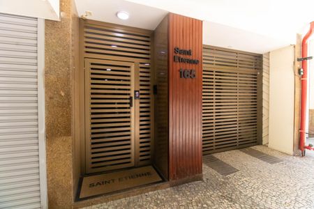 Apartamento para alugar com 120m², 3 quartos e sem vagaFachada