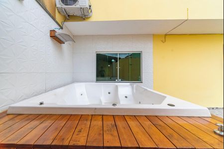 Casa para alugar com 175m², 3 quartos e 2 vagasÁrea Gourmet e Jacuzzi