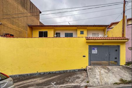 Casa para alugar com 175m², 3 quartos e 2 vagasFachada