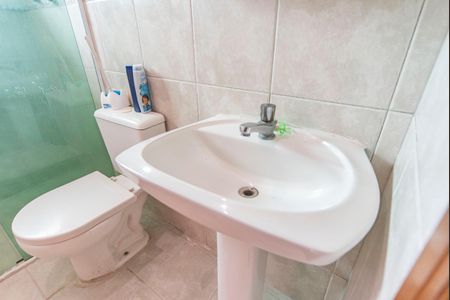 Casa para alugar com 175m², 3 quartos e 2 vagasBanheiro Social