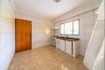 Casa para alugar com 175m², 3 quartos e 2 vagasCozinha 