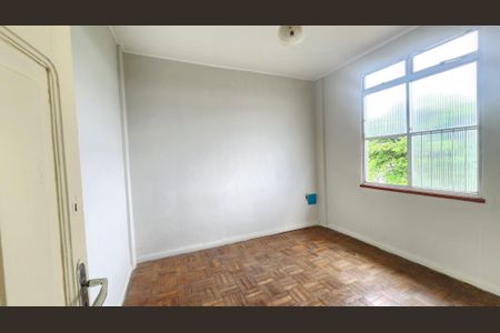 Quarto 1 de apartamento para alugar com 2 quartos, 65m² em Barbalho, Salvador