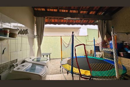 Casa à venda com 150m², 3 quartos e 3 vagas