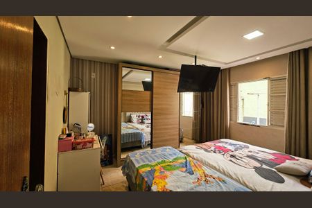 Casa à venda com 150m², 3 quartos e 3 vagas