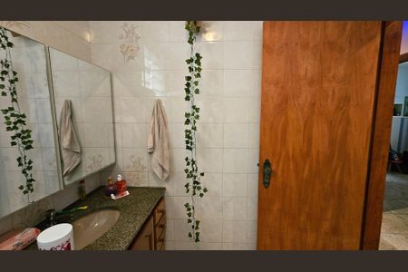 Casa à venda com 150m², 3 quartos e 3 vagas