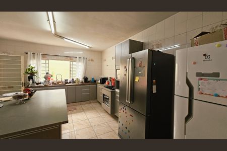 Casa à venda com 150m², 3 quartos e 3 vagas