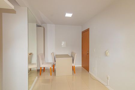 Apartamento para alugar com 48m², 2 quartos e 1 vaga Apartamento para alugar com 48m², 2 quartos e 1 vagaSala