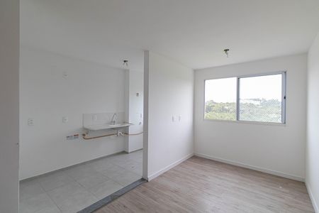 Sala/Cozinha/Área de Serviço  de apartamento para alugar com 2 quartos, 44m² em Colônia (zona Leste), São Paulo