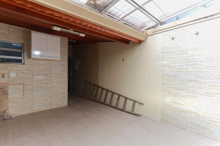 Casa à venda com 150m², 3 quartos e 1 vaga Casa à venda com 150m², 3 quartos e 1 vagaEdícula - Terraço