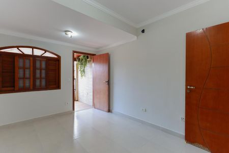 Casa à venda com 150m², 3 quartos e 1 vaga Casa à venda com 150m², 3 quartos e 1 vagaEdícula - Quarto