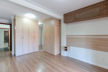 Casa à venda com 150m², 3 quartos e 1 vaga Casa à venda com 150m², 3 quartos e 1 vagaSuíte 1