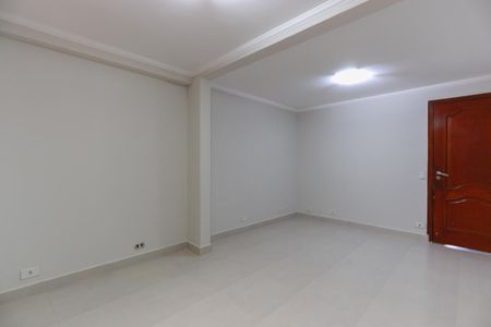 Casa à venda com 150m², 3 quartos e 1 vaga Casa à venda com 150m², 3 quartos e 1 vagaSuíte 2