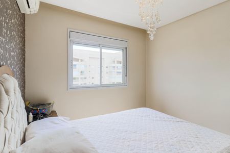 Apartamento à venda com 130m², 3 quartos e 2 vagas Apartamento à venda com 130m², 3 quartos e 2 vagasQuarto 1