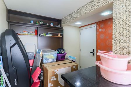 Apartamento à venda com 130m², 3 quartos e 2 vagas Apartamento à venda com 130m², 3 quartos e 2 vagasÁrea de Serviço