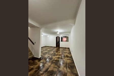 Sala de casa para alugar com 4 quartos, 200m² em Vila Cruz das Almas, São Paulo