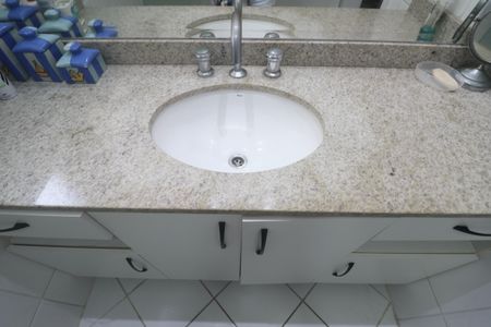 Apartamento para alugar com 120m², 3 quartos e 2 vagasBanheiro Suíte