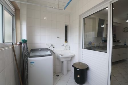 Apartamento para alugar com 120m², 3 quartos e 2 vagasÁrea de Serviço