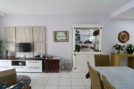 Apartamento para alugar com 120m², 3 quartos e 2 vagasSala