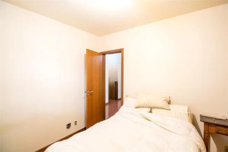 Quarto de apartamento à venda com 4 quartos, 170m² em Indianópolis, São Paulo