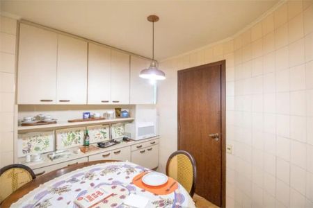 Apartamento à venda com 170m², 4 quartos e 2 vagasCozinha