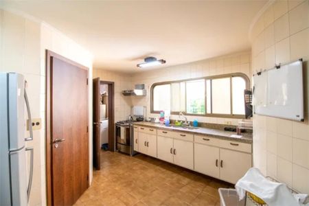 Apartamento à venda com 170m², 4 quartos e 2 vagasCozinha